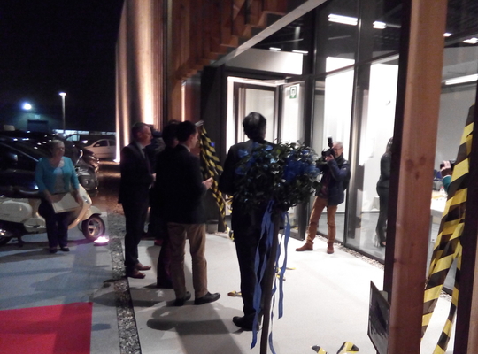 Lieven Tack,adjunct-kabinetschef Economie, opende mee het bedrijvencentrum.